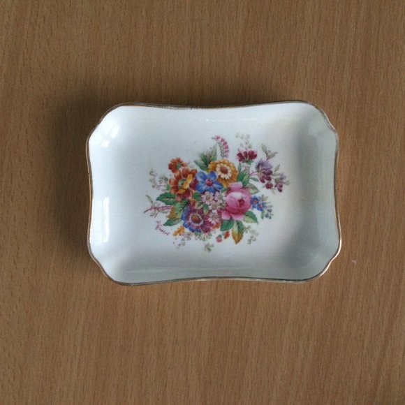 VTG Coalport mini Plate Bone China England Gold Trim Fragrance Floral Bouquet 4" - Picture 7 of 8